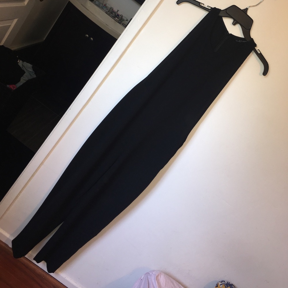 Zara 100% polyester jumpsuit w scoop neck &pockets